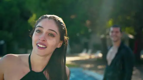 El pasado regresa a la vida de Leyla El pasado regresa a la vida de Leyla