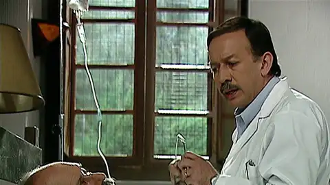 Sedado y retenido en un psiquiátrico, Martín despierta las sospechas del médico Sedado y retenido en un psiquiátrico, Martín despierta las sospechas del médico