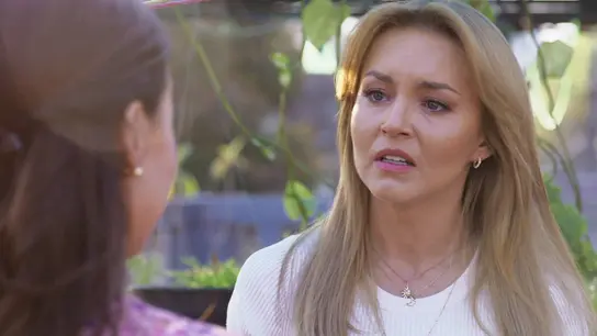 Leona ya no quiere seguir ocultándole la verdad a Benjamín y habla con Jacinta para advertirla Leona ya no quiere seguir ocultándole la verdad a Benjamín y habla con Jacinta para advertirla