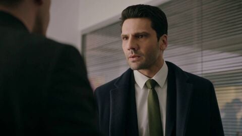 Secretos de familia - Ilgaz cree que se han equivocado: Yavuz no es el asesino de Zafer