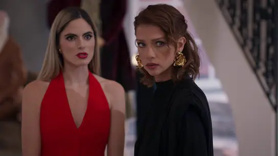 Velvet el nuevo imperio - Cristina se queda tranquila al ver que Ana tiene novio Velvet el nuevo imperio - Cristina se queda tranquila al ver que Ana tiene novio