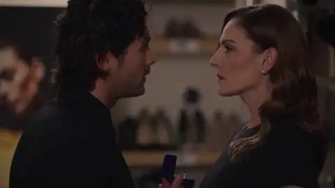 Velvet el nuevo imperio - Max pide a Blanca que se case con él Velvet el nuevo imperio - Max pide a Blanca que se case con él