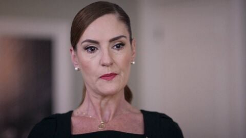 Velvet el nuevo imperio - Blanca quiere renunciar a Velvet despu&eacute;s de salir a la luz su relaci&oacute;n con Max