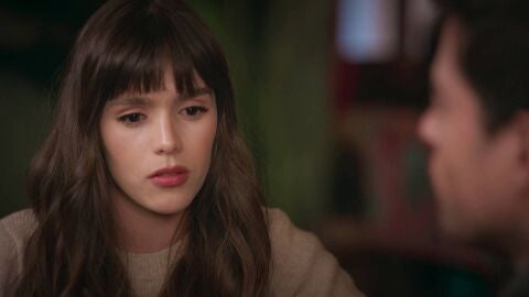 Velvet el nuevo imperio - Ana le cuenta la verdad de su relaci&oacute;n con Alberto a Carlos