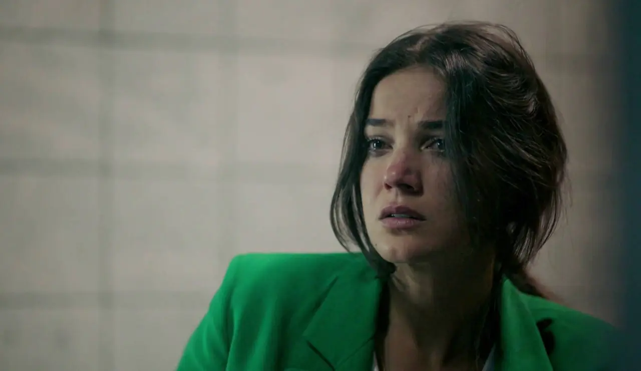 Secretos de familia - El asesino de Neva secuestra a Ceylin