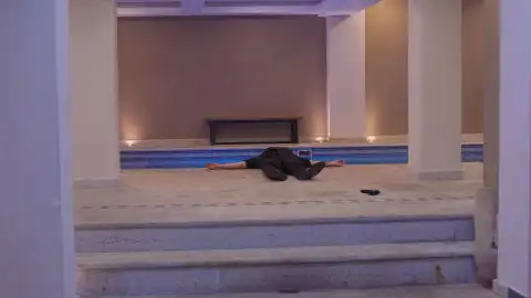 Narvi pierda la vida tras caerse al suelo y desnucarse Narvi pierda la vida tras caerse al suelo y desnucarse