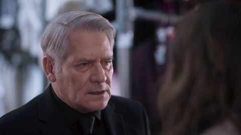 Velvet el nuevo imperio - Emilio avisa a Ana de que tenga cuidado con Cristina