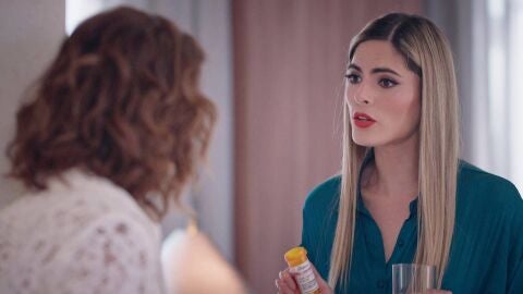 Velvet el nuevo imperio - Bárbara está muy preocupada por la salud de Cristina