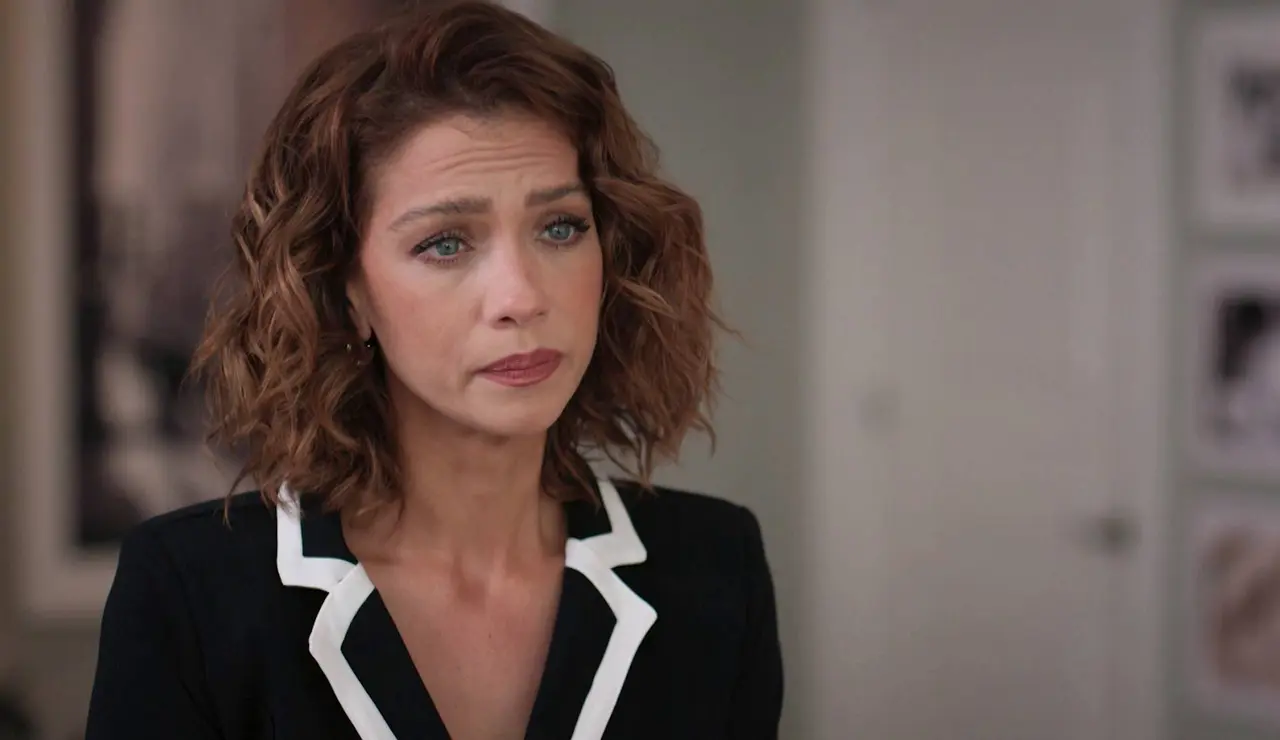 Velvet el nuevo imperio - Cristina asegura que está embarazada de Alberto