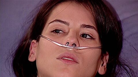 Rosario despierta en el hospital sin recordar que su marido ha muerto