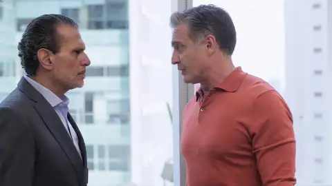 Apolo acusa a Ramsés y a Columba de intentar acabar con su vida y la de Leona Apolo acusa a Ramsés y a Columba de intentar acabar con su vida y la de Leona