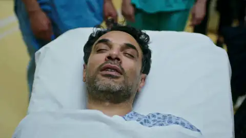 Secretos de familia - Eren sobrevive Secretos de familia - Eren sobrevive