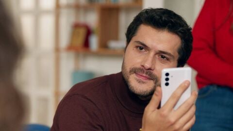 Civan indaga sobre el pasado de Ela