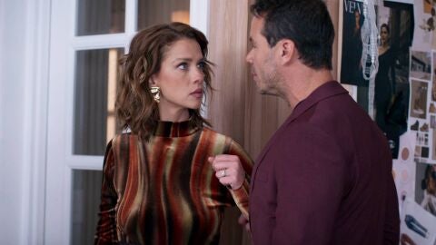 Velvet el nuevo imperio - Víctor amenaza a Cristina con contar la verdad si no le busca un alto cargo en Velvet