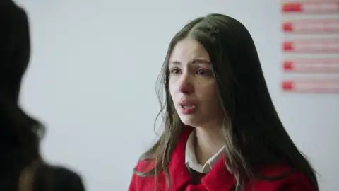 Secretos de familia - Parla confiesa que mató a Serdar Secretos de familia - Parla confiesa que mató a Serdar