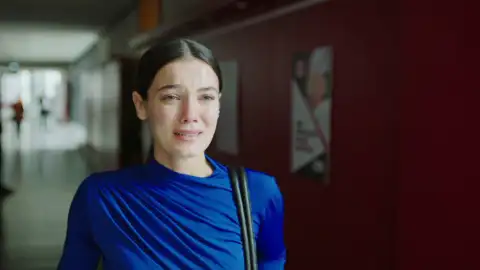 Secretos de familia - Ilgaz y Ceylin rompen su relación después de tantas mentiras Secretos de familia - Ilgaz y Ceylin rompen su relación después de tantas mentiras