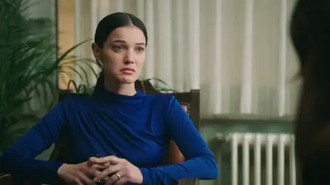 Secretos de familia - Ceylin consigue liberar a su familia pero no sabe si podrá perdonarlos Secretos de familia - Ceylin consigue liberar a su familia pero no sabe si podrá perdonarlos