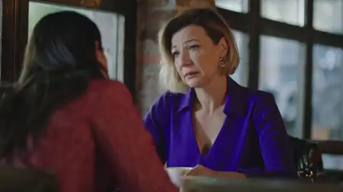 Laçin confiesa a Ceylin que Yekta tiene un hijo ilegítimo Laçin confiesa a Ceylin que Yekta tiene un hijo ilegítimo