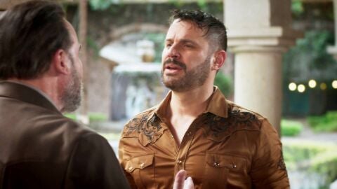 Me atrevo a amarte - Fernando casa a Valente con la hija de los La Paz