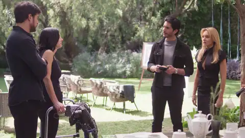 Camila culpa a Leona de la muerte de Apolo Camila culpa a Leona de la muerte de Apolo