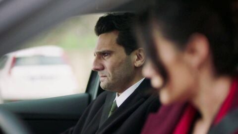 Secretos de familia - Ilgaz se siente culpable por la desaparición de Dafne