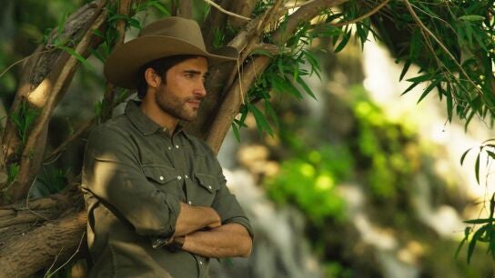 Me atrevo a amarte - Alejandro ya sabe que Victoria es hija de Valente