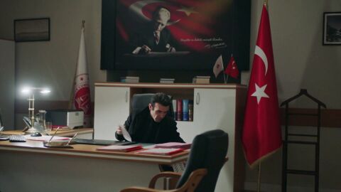 Secretos de familia - Pars dimite como fiscal general