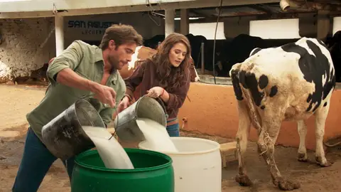 Me atrevo a amarte - Victoria quiere decidir su propia función en el rancho y propone un divertido reto a Alejandro Me atrevo a amarte - Victoria quiere decidir su propia función en el rancho y propone un divertido reto a Alejandro