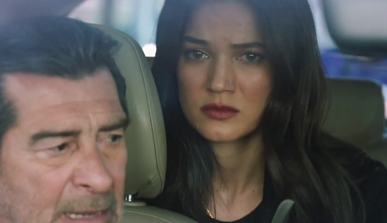 Secretos de familia - Yekta delata a su hijo: Ömer está detrás de la detención de Ilgaz