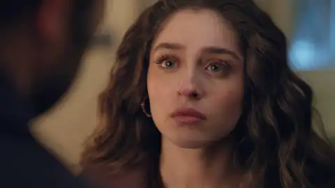 Leyla le arrebata a Tufan lo que más quiere Leyla le arrebata a Tufan lo que más quiere