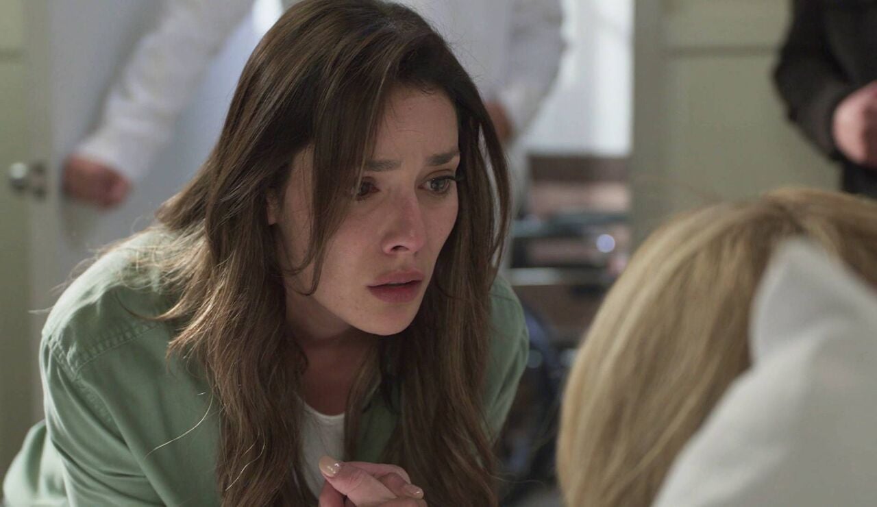 Elsa se derrumba al ver a su madre en un psiqui&aacute;trico tras meses sin verla