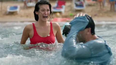 Mercan, la hija de Ceylin e Ilgaz ¡fue secuestrada! Mercan, la hija de Ceylin e Ilgaz ¡fue secuestrada!