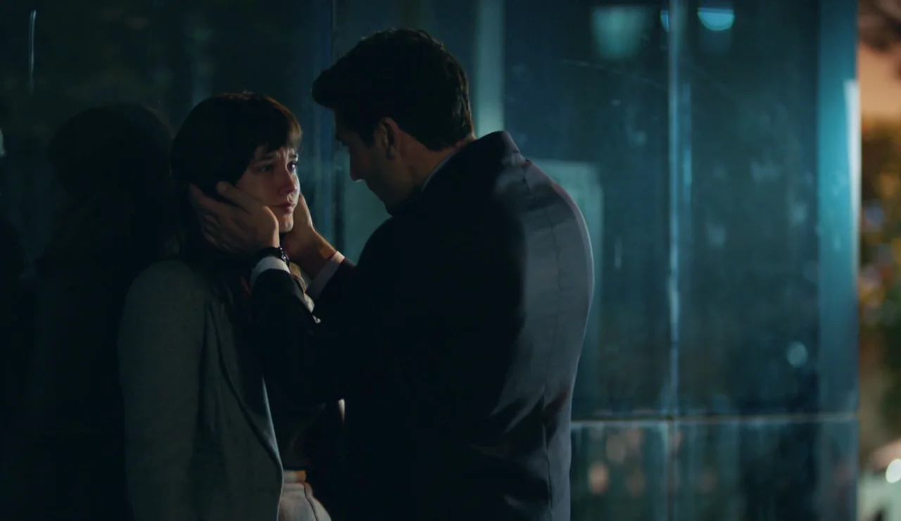 Ceylin e Ilgaz se unen ante el dolor por el rechazo de su hija