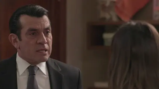 El embarazo de Elsa desata la furia de Armando y toma medidas contra su propia hija El embarazo de Elsa desata la furia de Armando y toma medidas contra su propia hija
