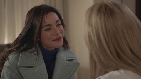 Elsa recupera a su madre tras escaparse del psqui&aacute;trico y descubre por qu&eacute; su padre Armando la intern&oacute; 