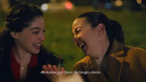 La última noche que Leyla y Sema pasan juntas La última noche que Leyla y Sema pasan juntas