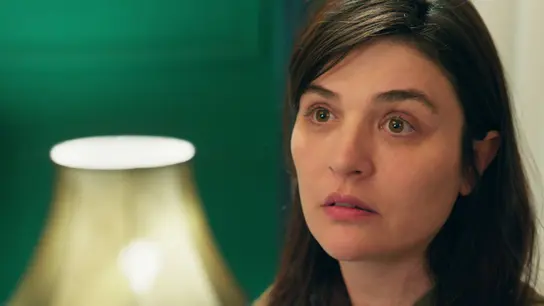 Nur no aprende y vuelve a mentir a Tufan Nur no aprende y vuelve a mentir a Tufan