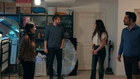 Tufan coloca a Nur y Mali un localizador para que no se escapen de la mansión