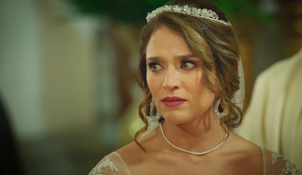 Mia interrumpe la boda de Paloma: fue su marido quien publicó su vídeo
