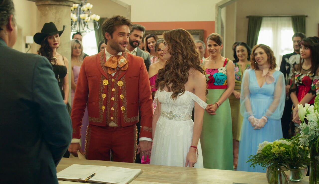 Alejandro y Victoria se casan