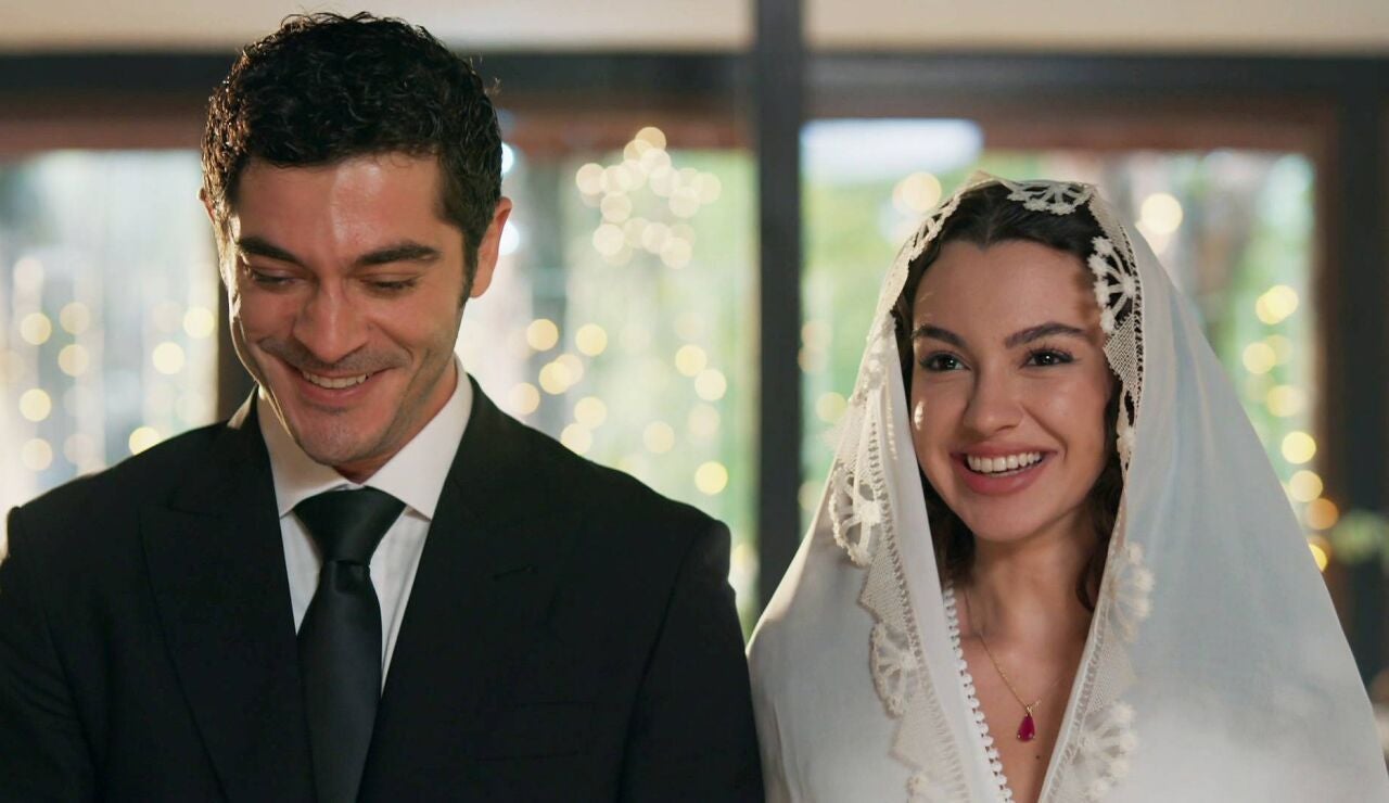 Mahir y Canfeza sellan su uni&oacute;n ante un rabino, aunque a&uacute;n no est&aacute;n oficialmente casados 