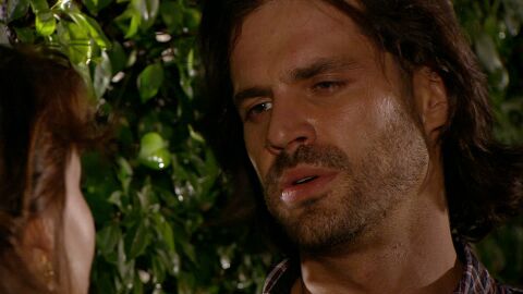 Elisa admite que est&aacute; enamorada de Dami&aacute;n mientras Gael le confiesa su amor