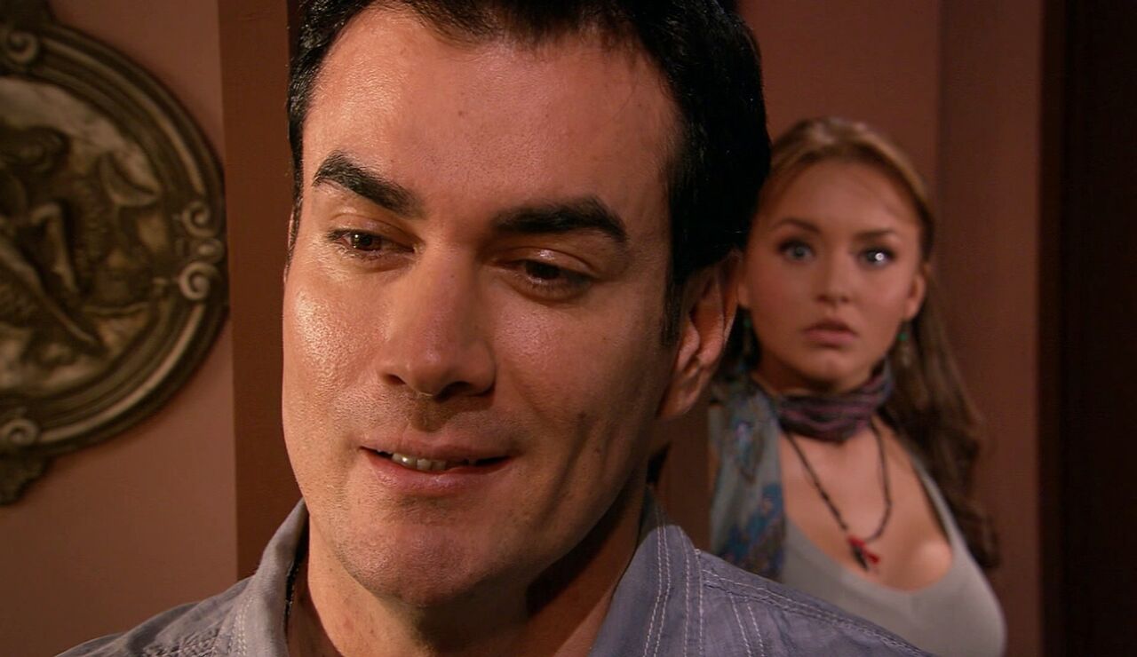Dami&aacute;n quiere irse cuanto antes por miedo a enamorarse de Elisa