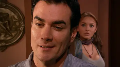 Damián quiere irse cuanto antes por miedo a enamorarse de Elisa Damián quiere irse cuanto antes por miedo a enamorarse de Elisa