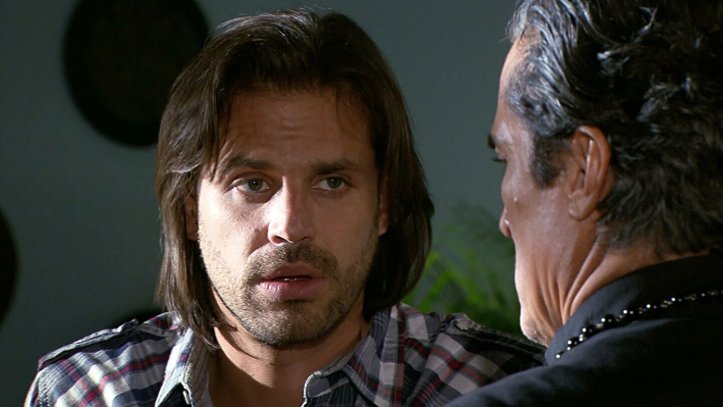 Gael acepta tener una relación con Paloma