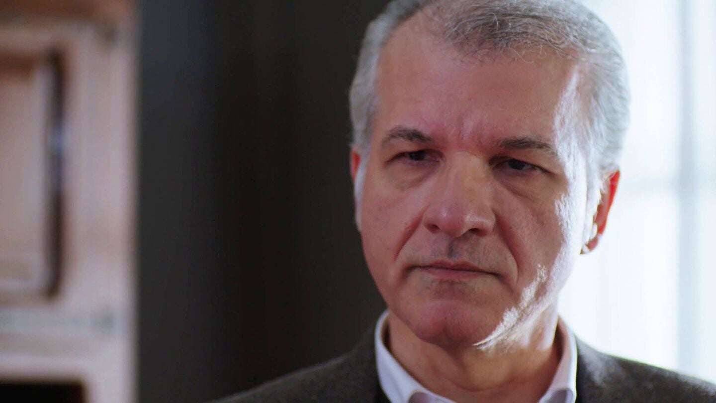 Hikmet toma decisión que cambiará el destino de su hijo Emir