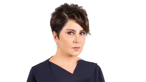 Mihriban, la mujer a la que Tahsin abandonó el día de su boda para casarse con otra Mihriban, la mujer a la que Tahsin abandonó el día de su boda para casarse con otra