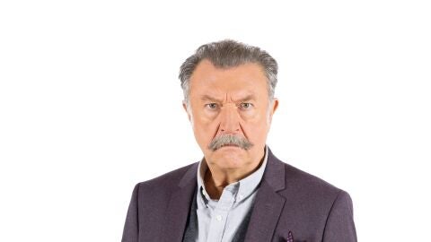 Tahsin Korludağ, el poderoso patriarca que controla todo lo que ocurre a su alrededor