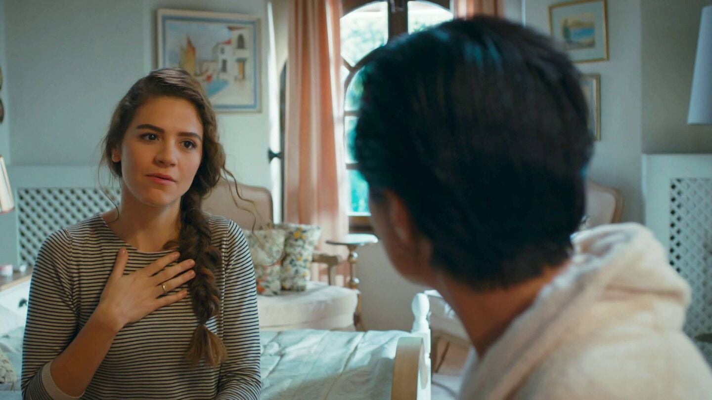 Sirin quiere saber cómo Sühan conoció a Cesar 