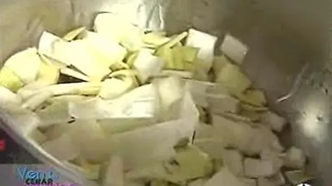 Crema de calabacín con gambas fritas Crema de calabacín con gambas fritas